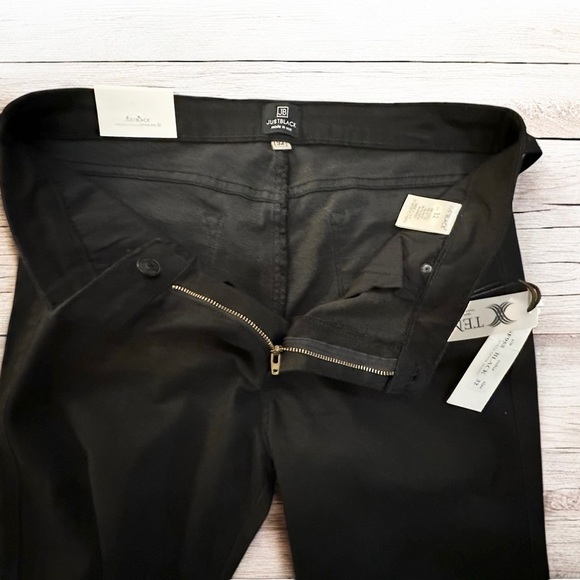 NWT Just Black Women’s Ankle Zip Black Denim Jean Pants ~ Size 32 - Picture 4 of 10